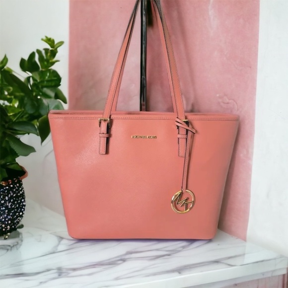 MICHAEL Michael Kors Handbags - Michael Kors Jet Set Medium Leather Shoulder Tote
Grapefruit color